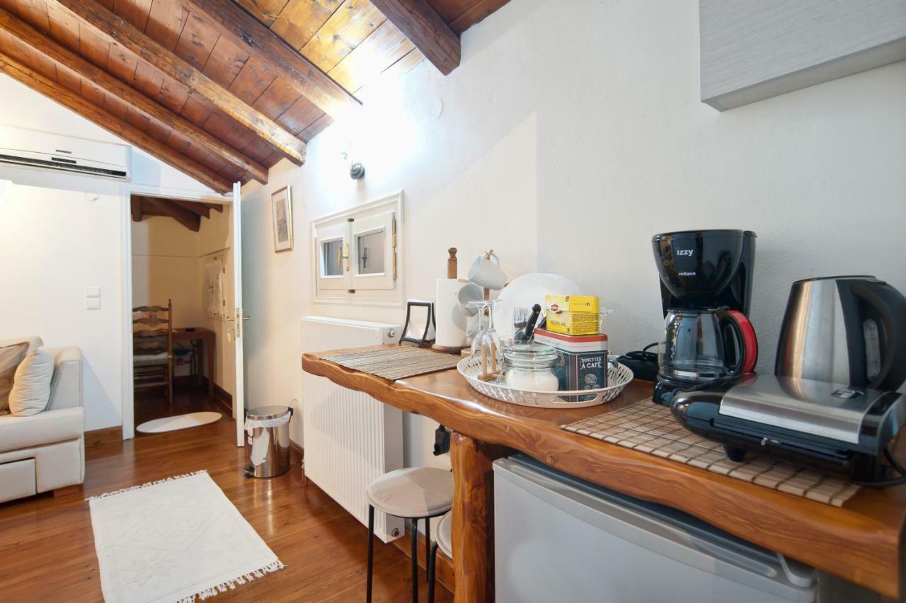 Elia Apartments Chrisso Delphes Extérieur photo