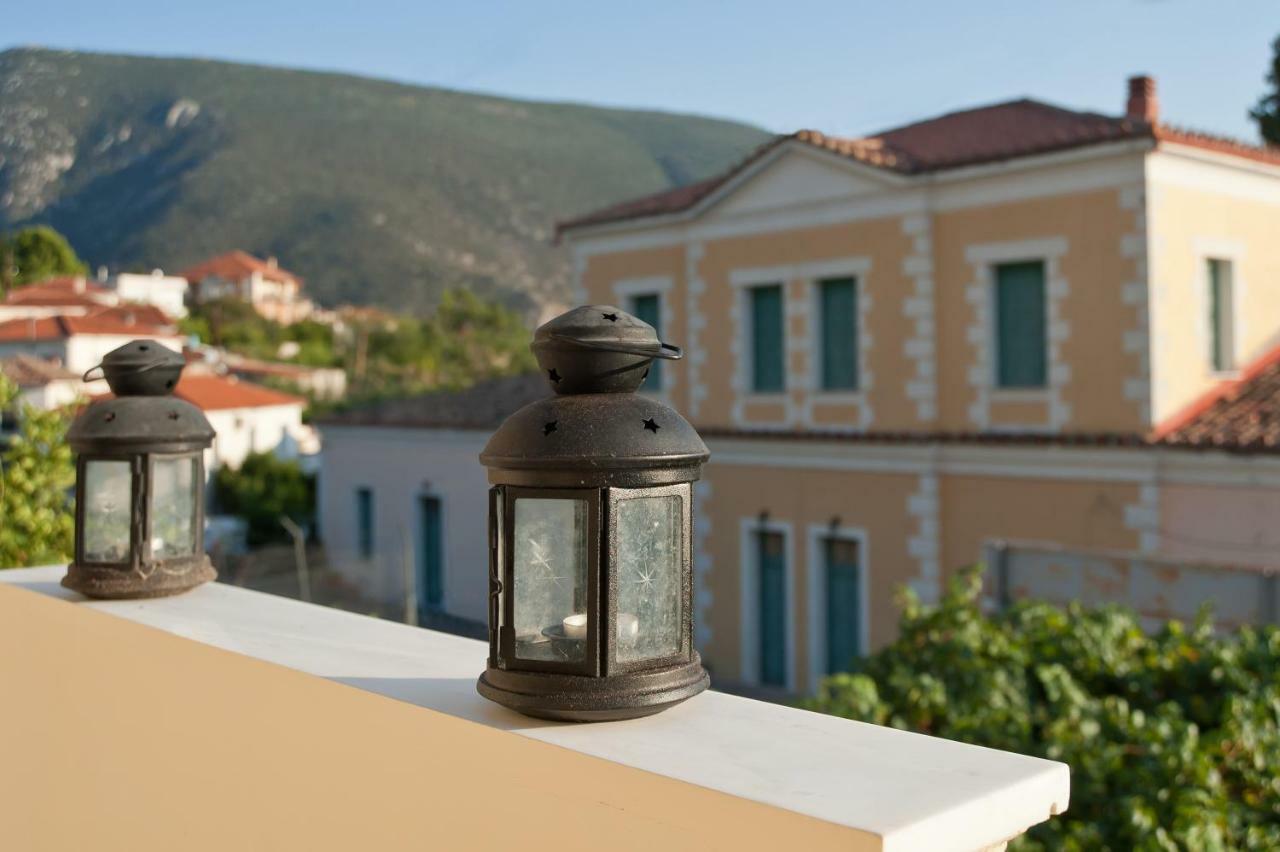 Elia Apartments Chrisso Delphes Extérieur photo