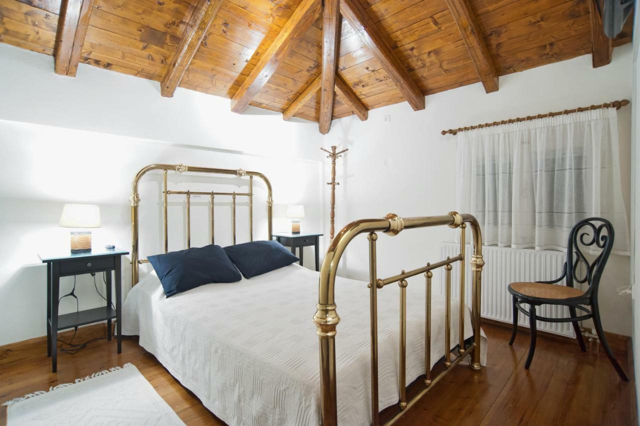 Elia Apartments Chrisso Delphes Extérieur photo
